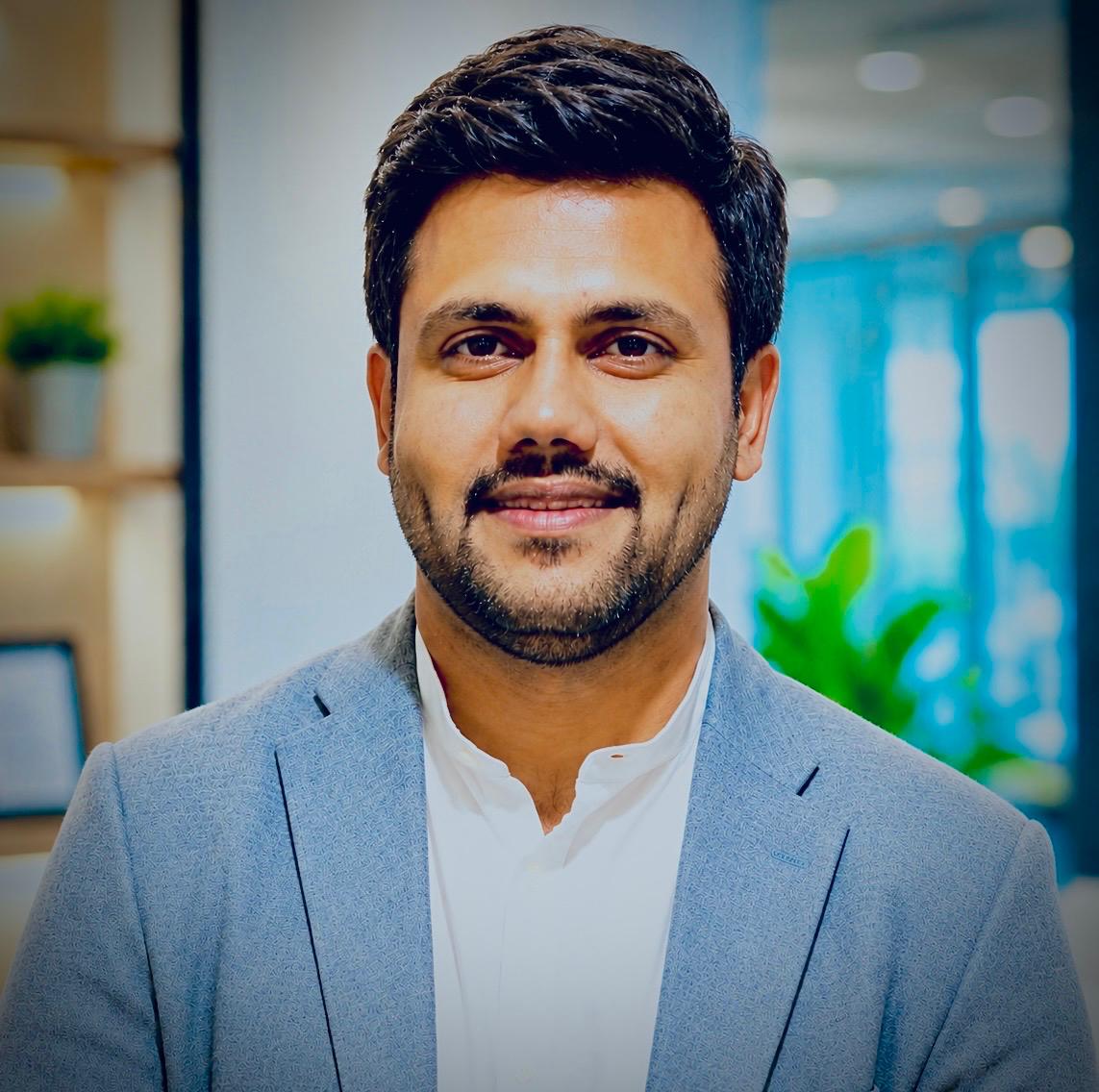 Mr. Roshan Shetty
